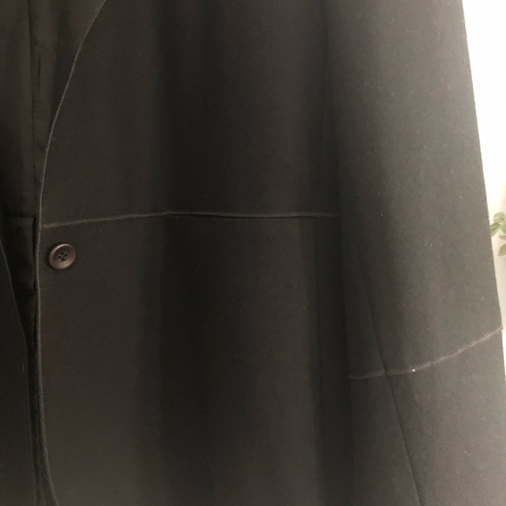 Women’s skirt suit